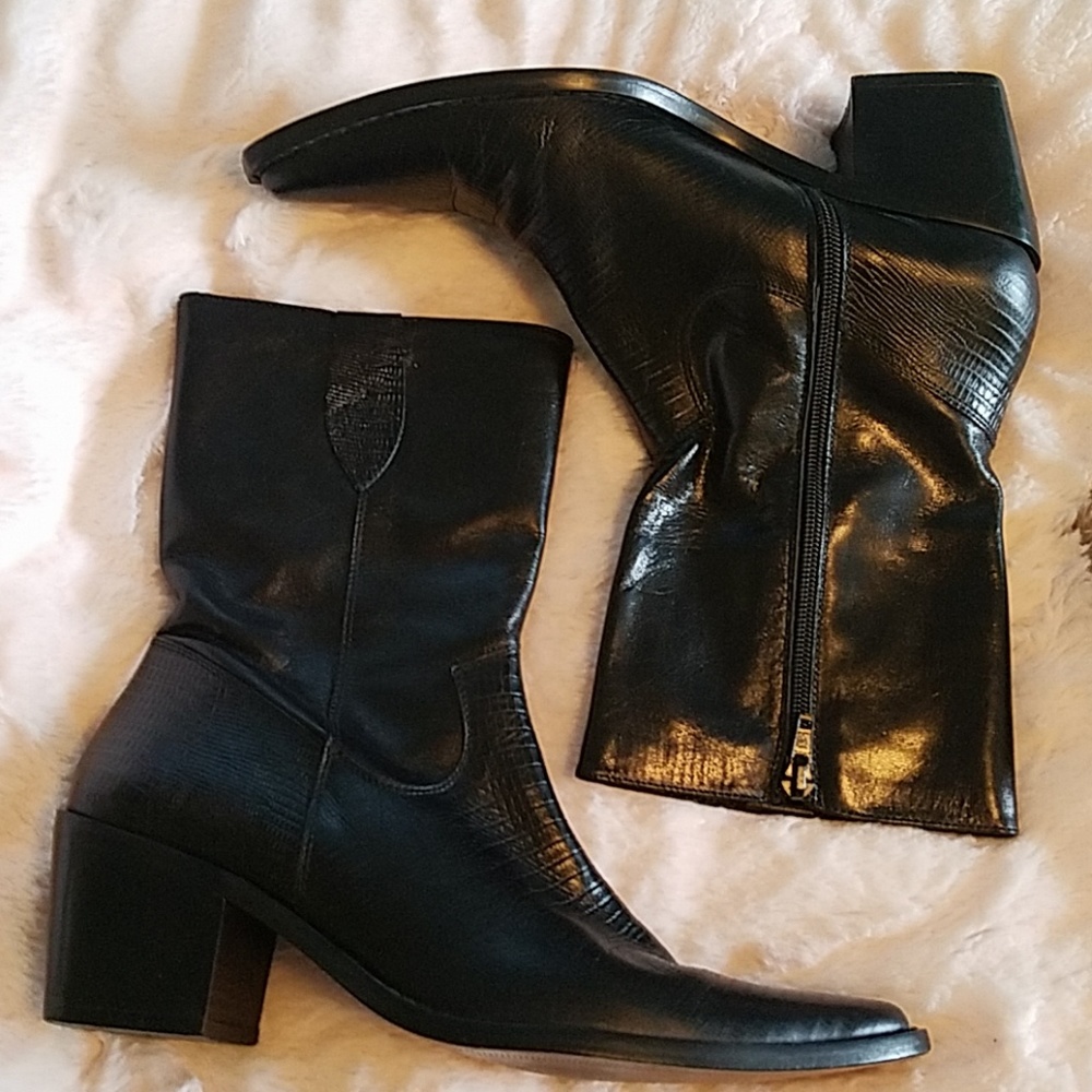 Vintage Guess black leather cowboy boots sz 8